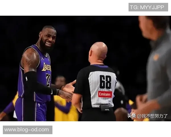 罚球差距明显开拓者首节罚球次数远超湖人两队表现形成鲜明对比